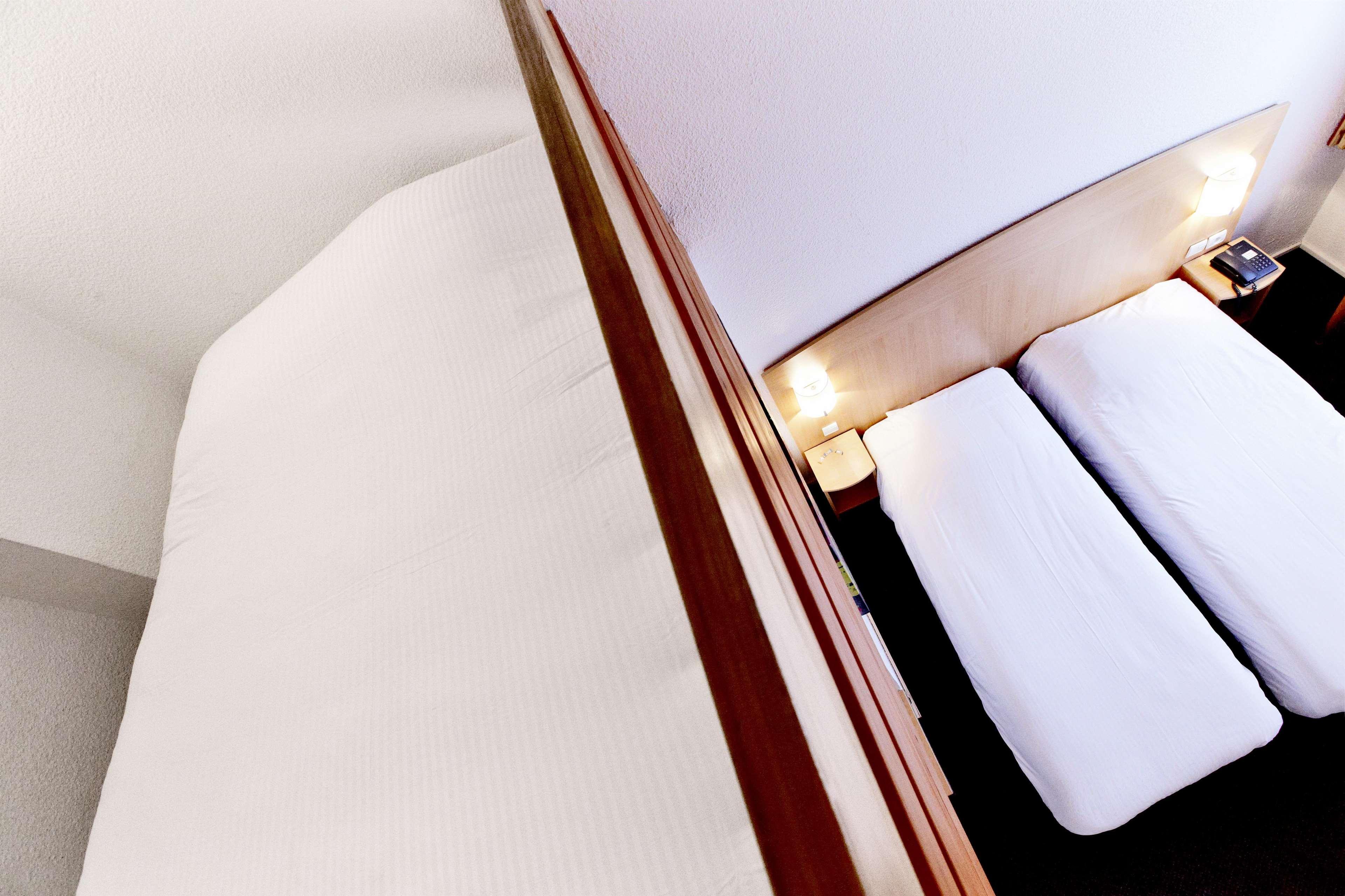 Hotel Restaurant Kyriad Mulhouse Nord Illzach Eksteriør bilde