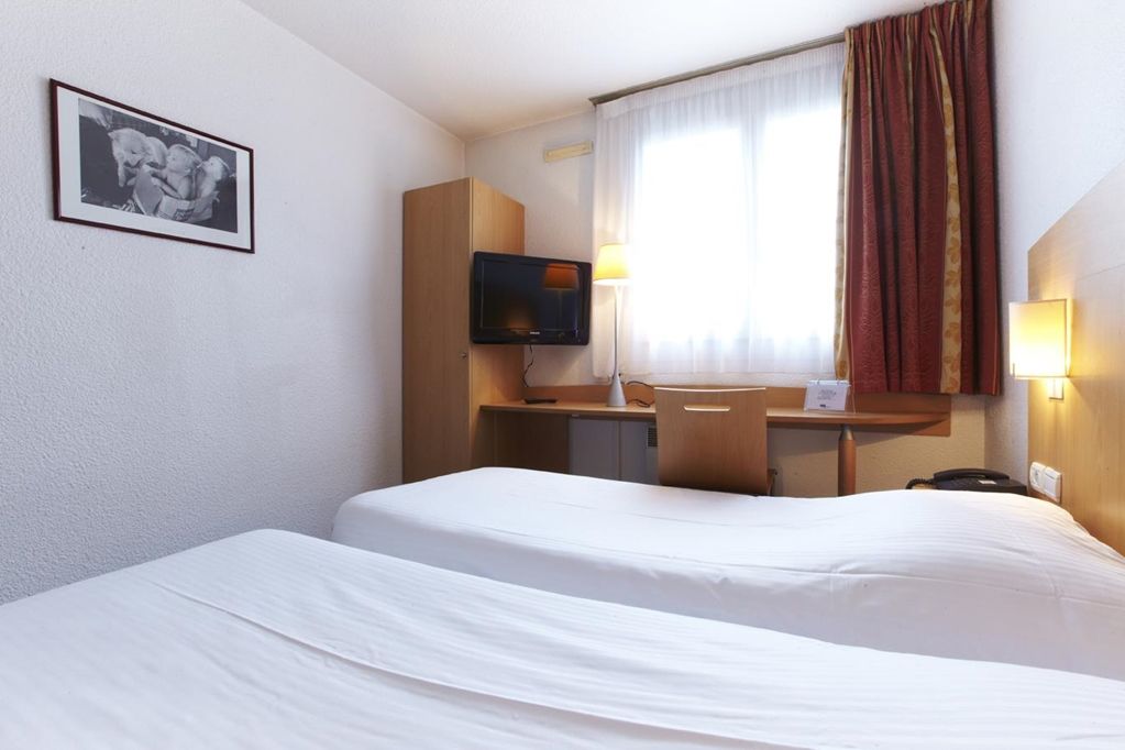 Hotel Restaurant Kyriad Mulhouse Nord Illzach Rom bilde